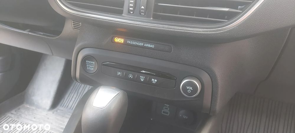 Ford Focus 1.0 EcoBoost mHEV Titanium X - 13