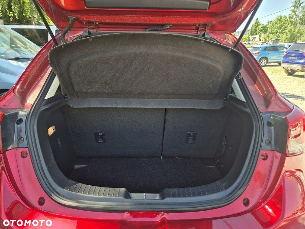 Mazda 2 - 16