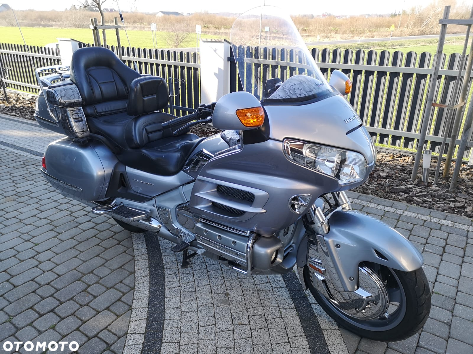 Honda GL - 4