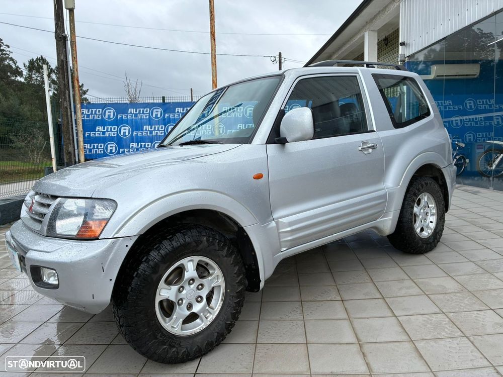 Mitsubishi Pajero 3.2 DI-D GLS - 1