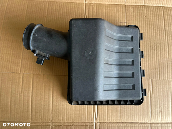 Górna osłona filtra powietrza Ford F150 09-14 5.4 V8 AL34-966I-CA