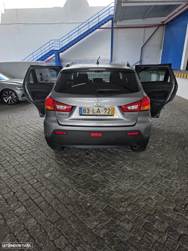 Mitsubishi ASX 1.8 DI-D Instyle - 2