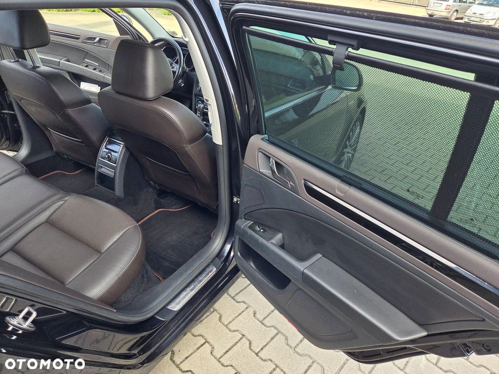 Skoda Superb Combi 3.6 V6 4x4 DSG L&K - 21