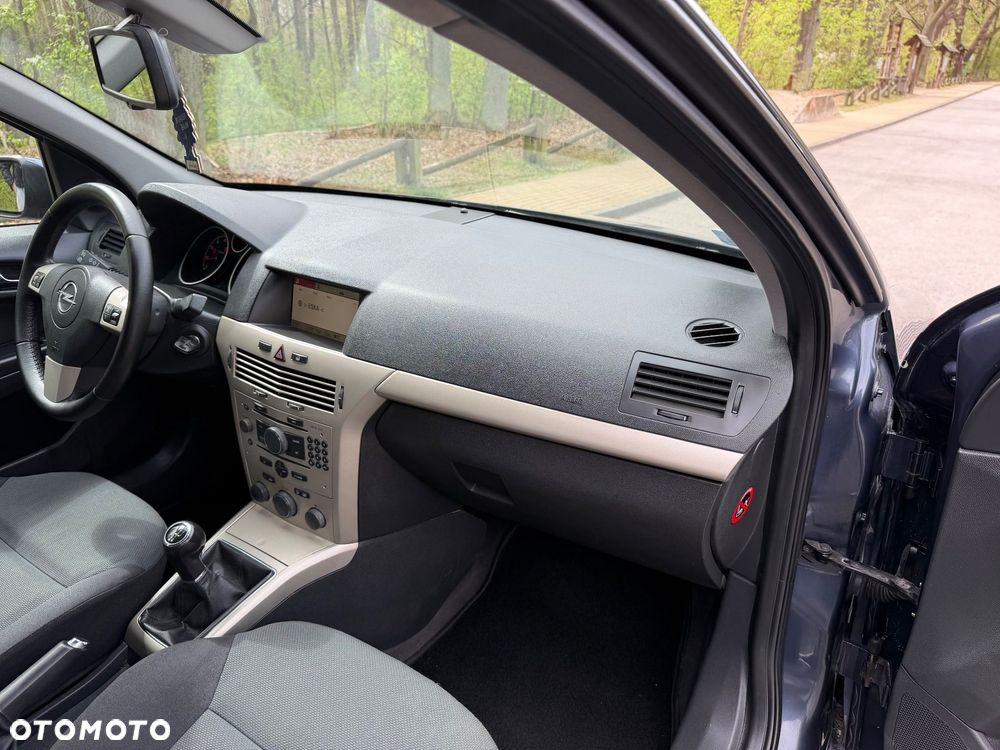 Opel Astra 1.6 Style - 8