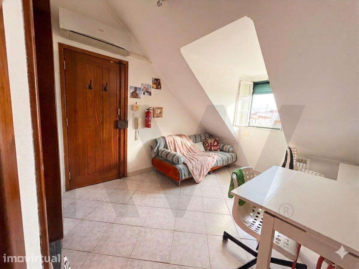 T2 no Coração da Misericórdia- Charme Lisboeta com Elevado Potencial - Grande imagem: 4/6