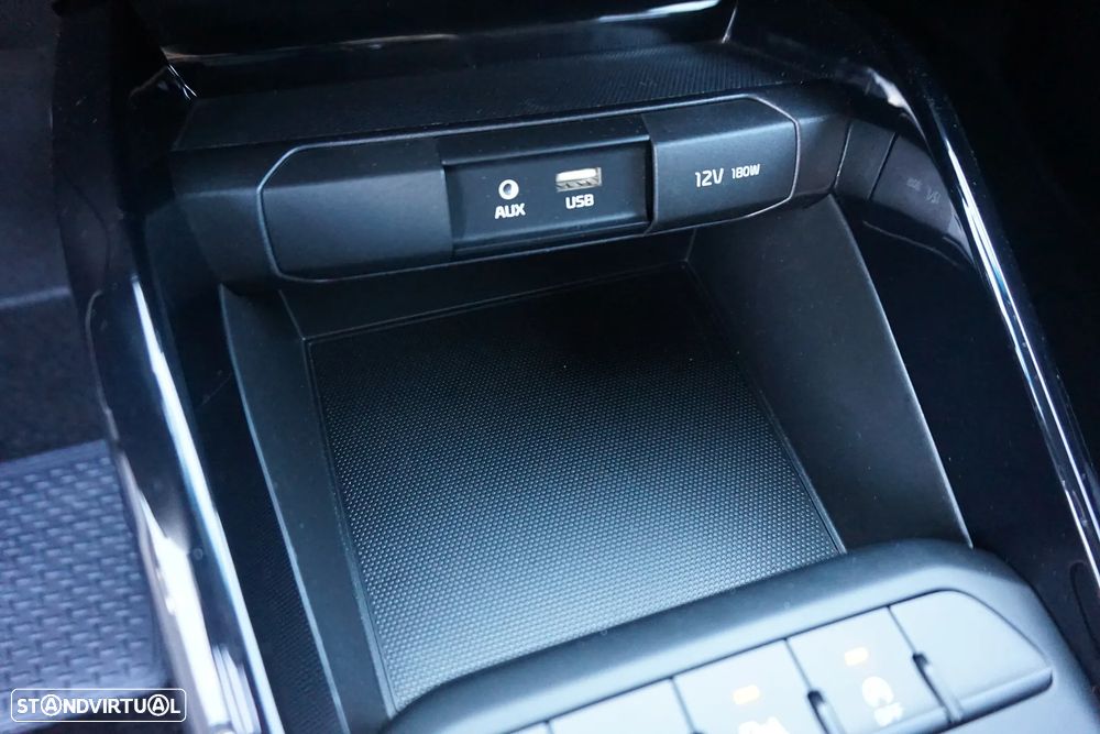 Kia Stonic 1.0 T-GDI Drive - 28