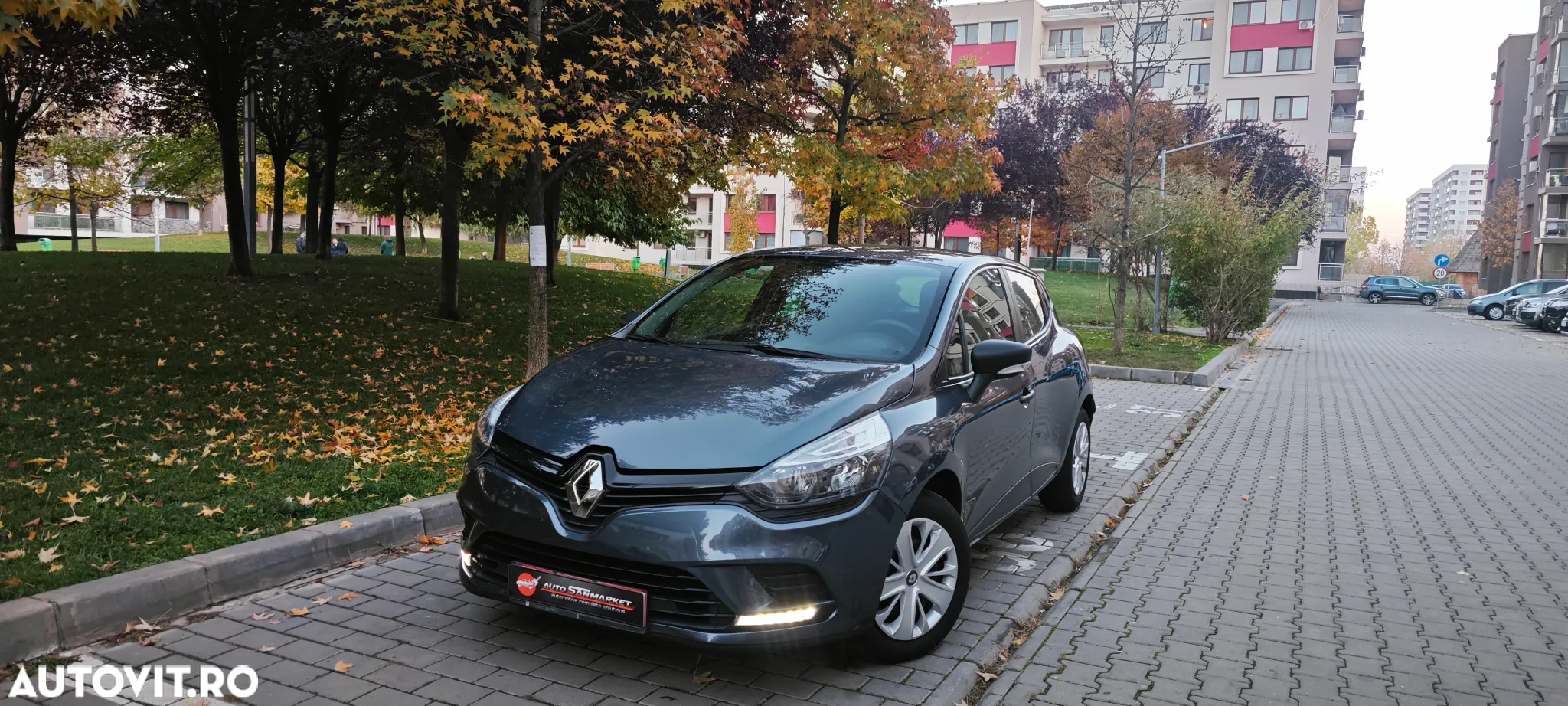 Renault Clio TCe 90 Limited - 13