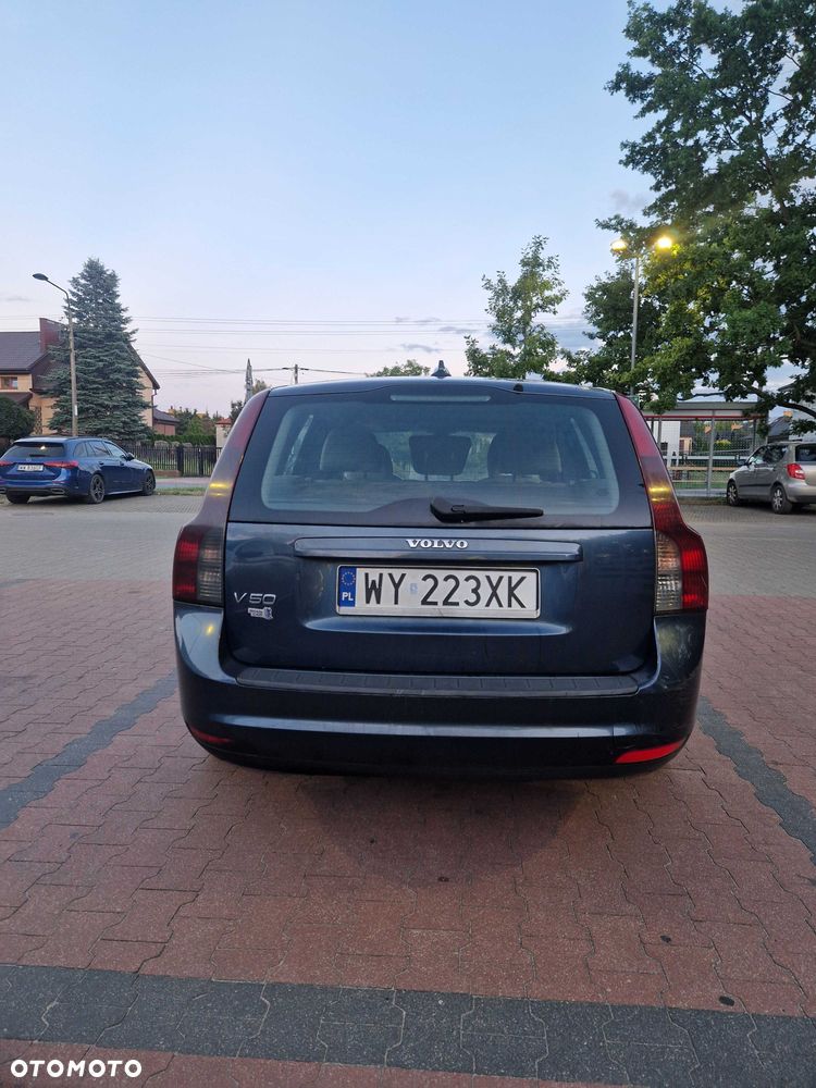 Volvo V50 - 3