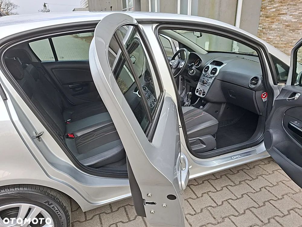 Opel Corsa 1.4 16V 150 Jahre - 30