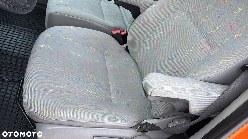 Volkswagen Crafter - 11