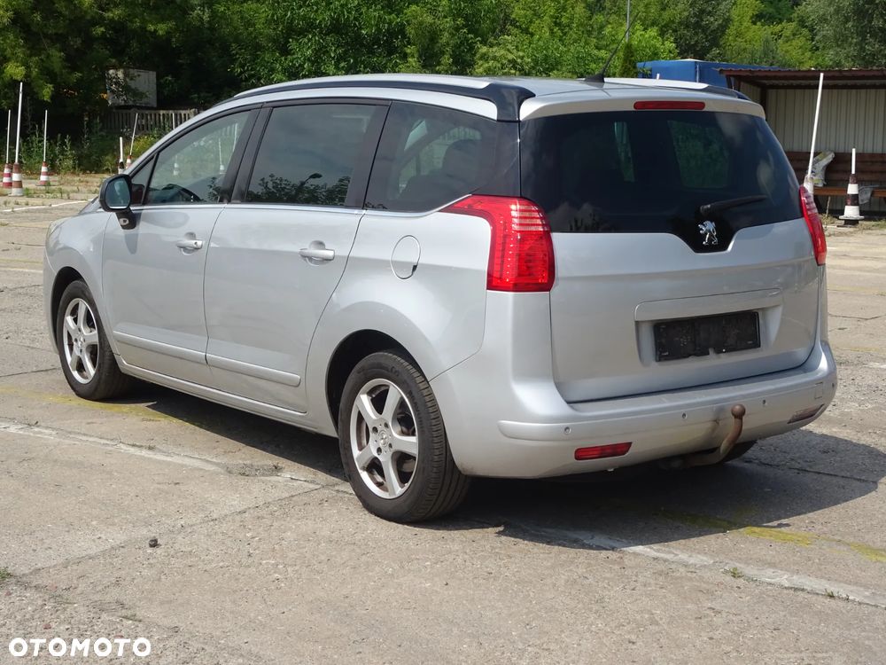 Peugeot 5008 - 7
