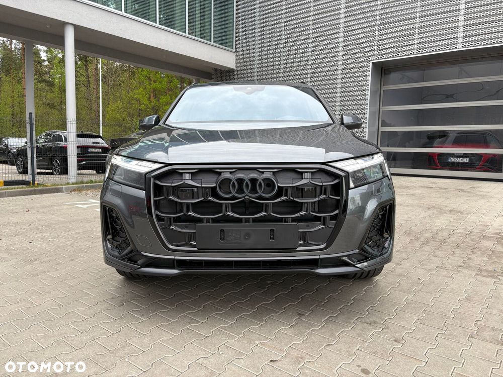 Audi Q7 - 7