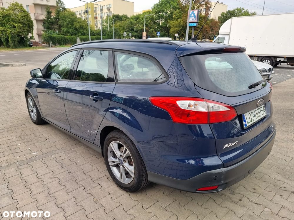 Ford Focus 1.6 TDCi DPF SYNC Edition - 5