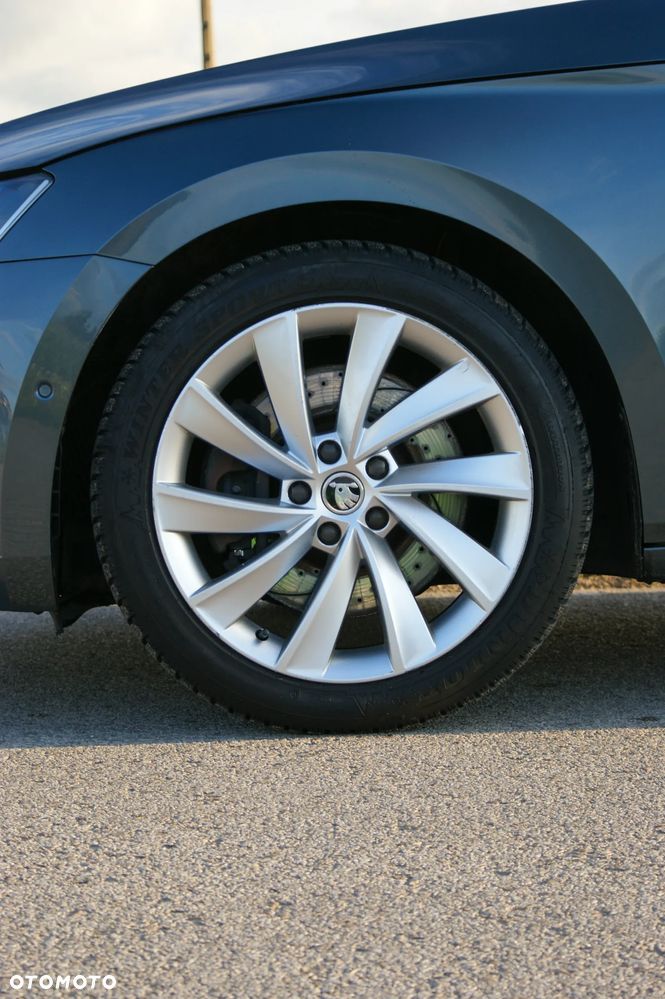 Skoda Superb 2.0 TSI 4x4 L&K DSG - 7