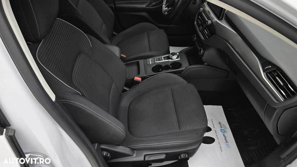 Ford Focus 1.0 EcoBoost Titanium - 19