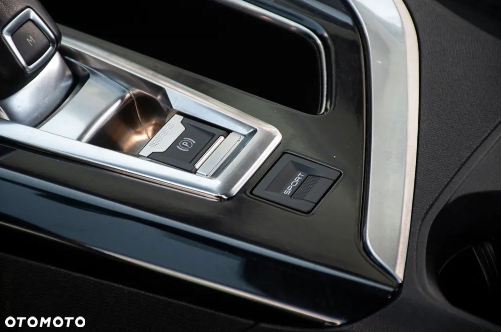 Peugeot 3008 BlueHDi 120 EAT6 Stop & Start Active - 37
