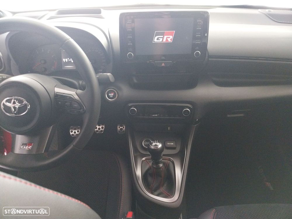 Toyota GR Yaris 1.6 T Extreme Premium - 10