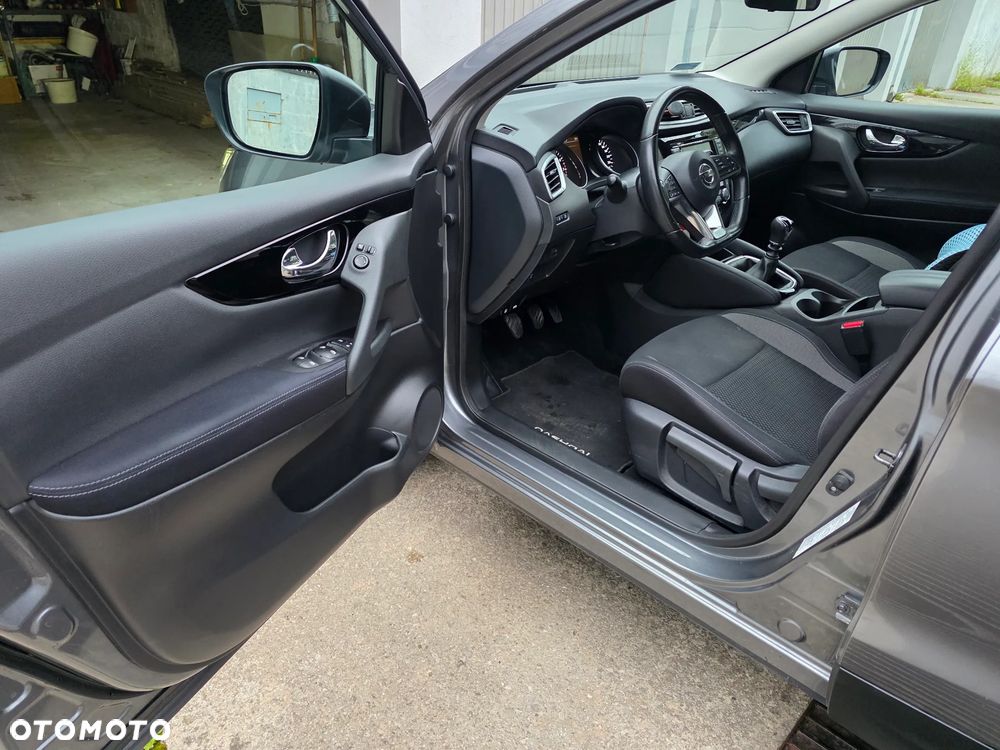 Nissan Qashqai 1.3 DIG-T Acenta EU6d - 23