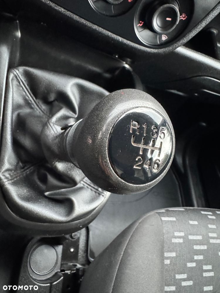 Opel Combo - 26