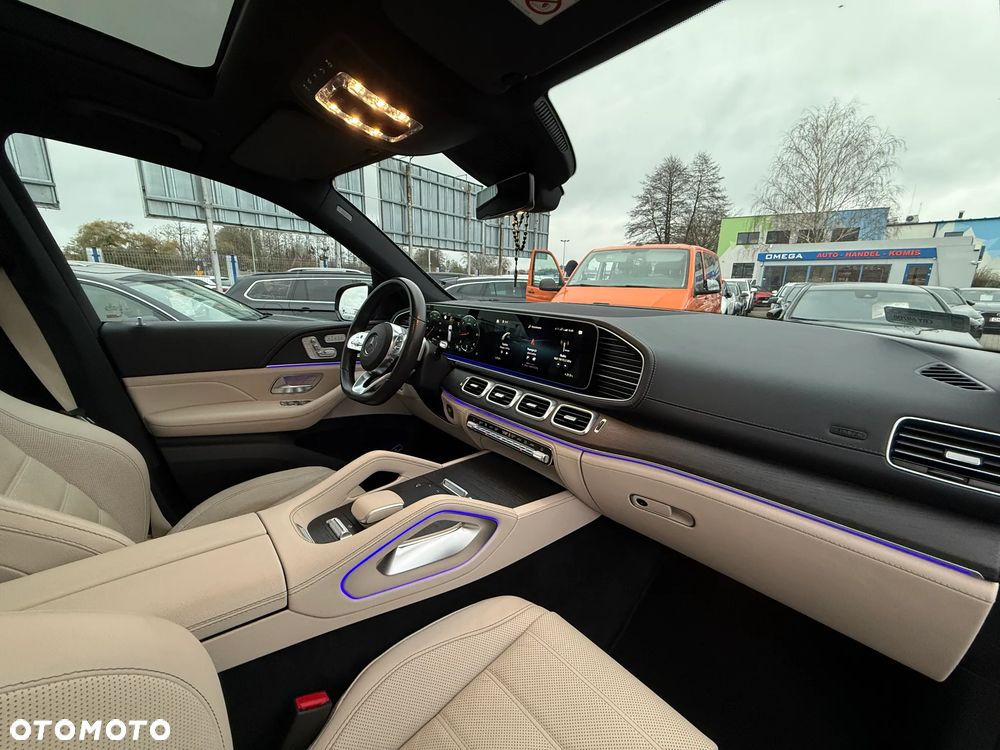 Mercedes-Benz GLS - 13