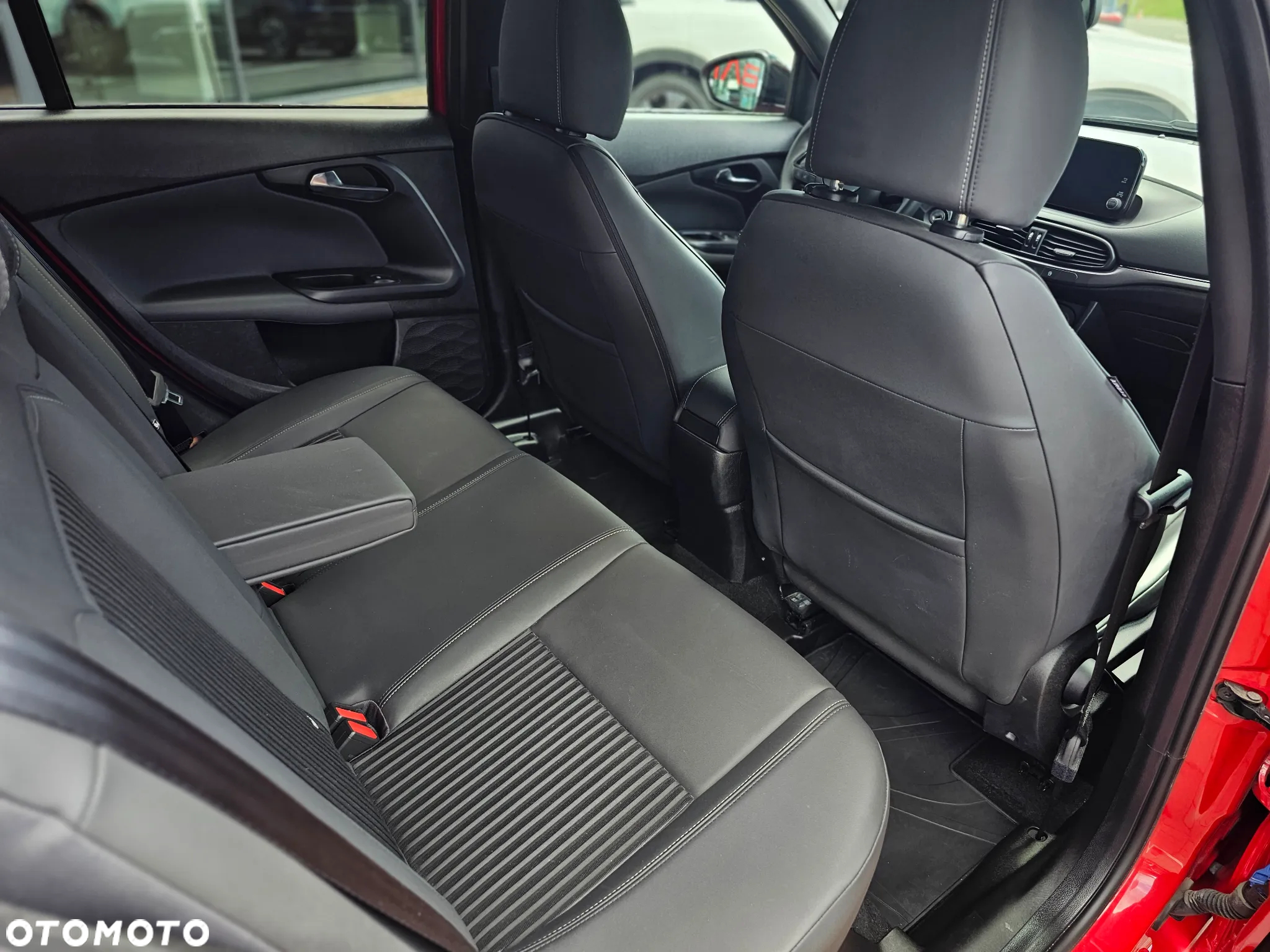 Fiat Tipo 1.4 T-Jet 16v S-Design - 9