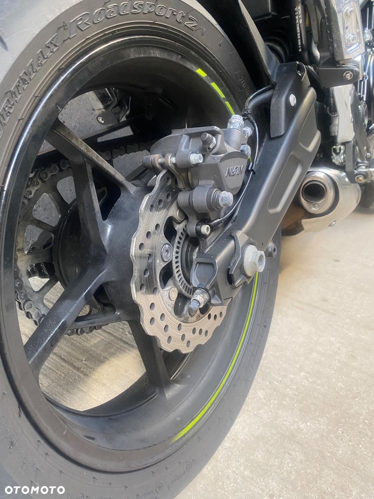 Kawasaki Z 650 - 12