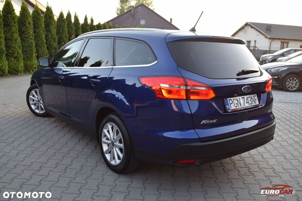 Ford Focus 1.0 EcoBoost Titanium ASS - 4