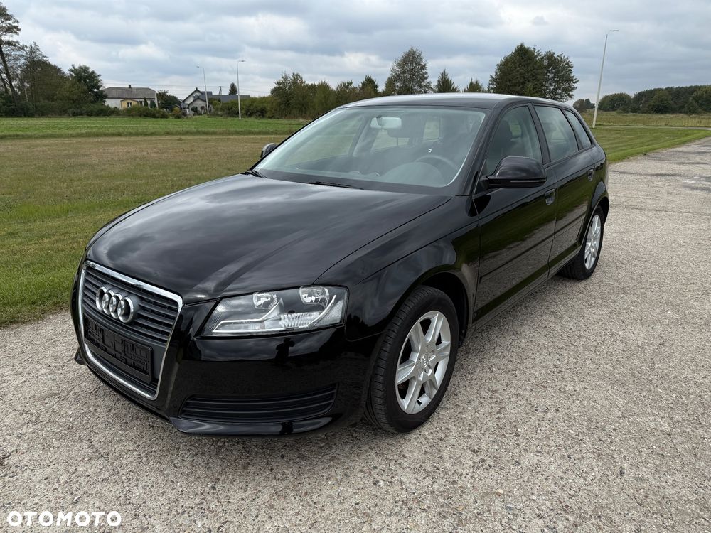 Audi A3 Sportback 1.6 Attraction - 1