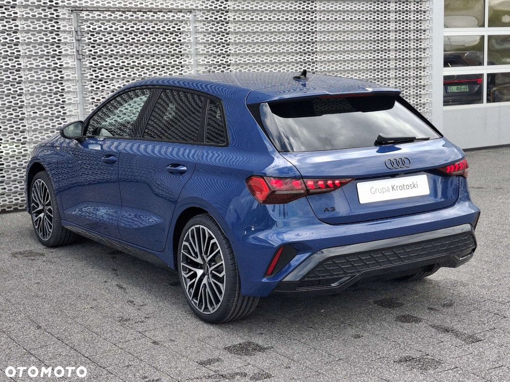 Audi A3 Sportback - 4