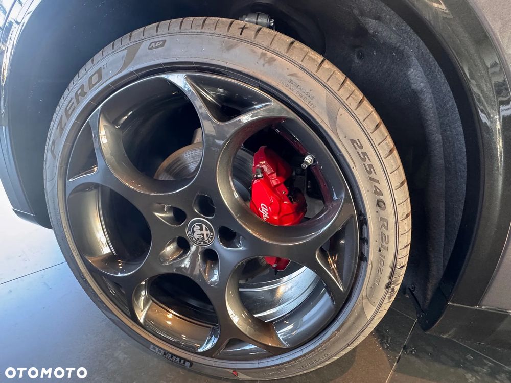 Alfa Romeo Stelvio 2.0 Turbo Veloce Q4 - 6