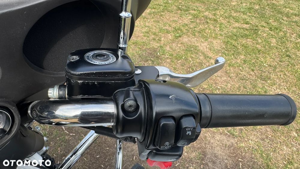 Harley-Davidson FLHT Electra Glide Standard - 9