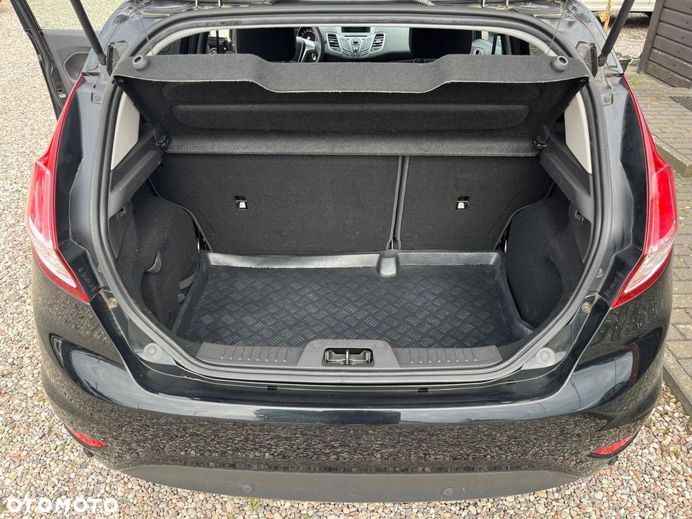 Ford Fiesta - 11