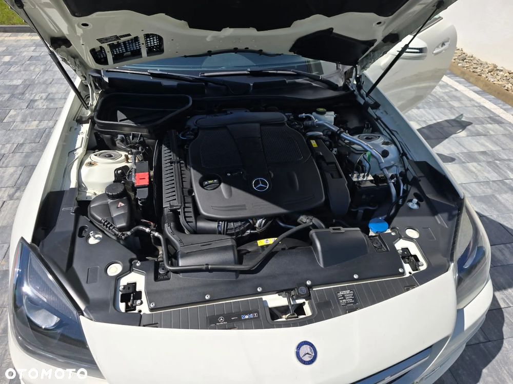 Mercedes-Benz SLK 350 - 12