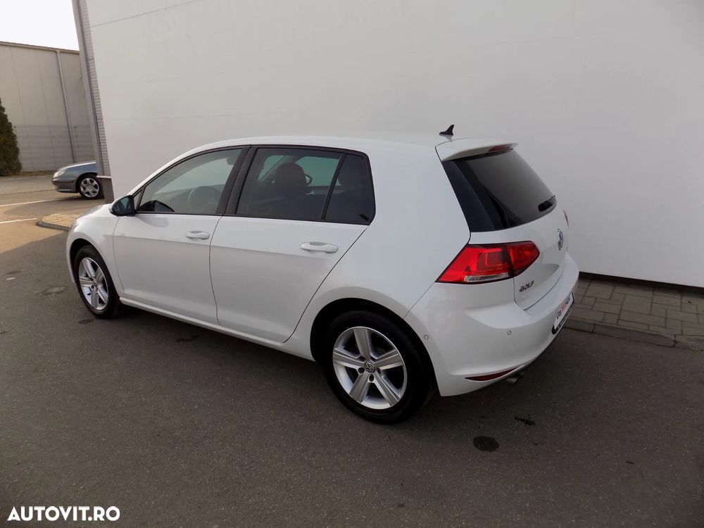 Volkswagen Golf 2.0 BlueTDI DSG Highline - 3