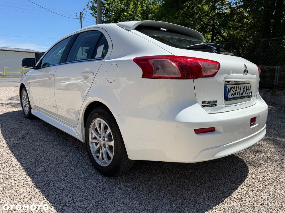 Mitsubishi Lancer 1.6 ClearTec Inform - 11