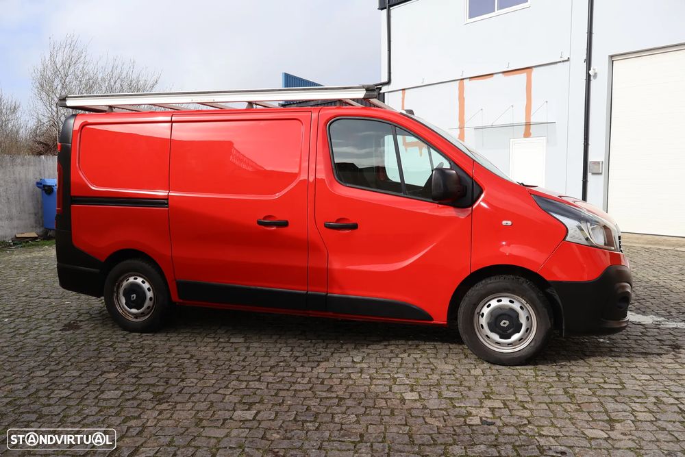 Renault Trafic - 2