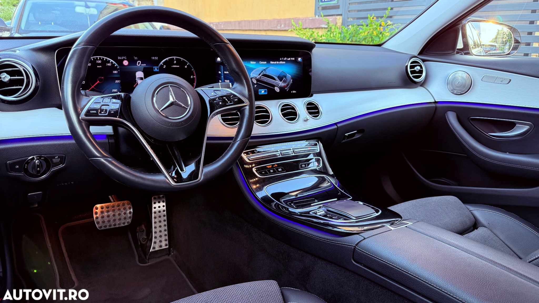 Mercedes-Benz E 200 d Aut. - 27