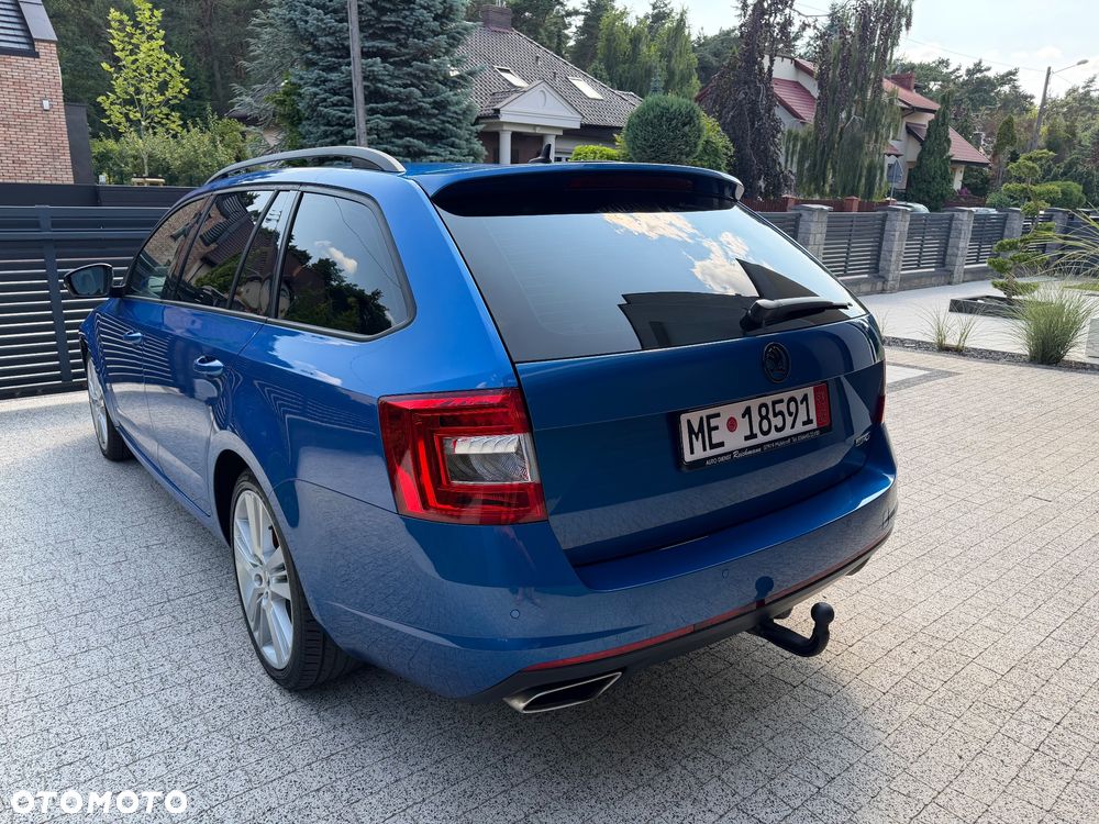 Skoda Octavia 2.0 TDI RS - 10