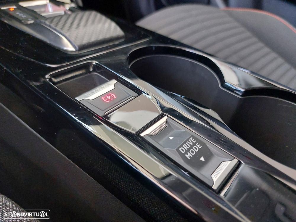 Peugeot e-2008 50 kWh Active Pack - 39