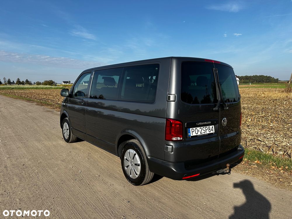 Volkswagen Caravelle - 8
