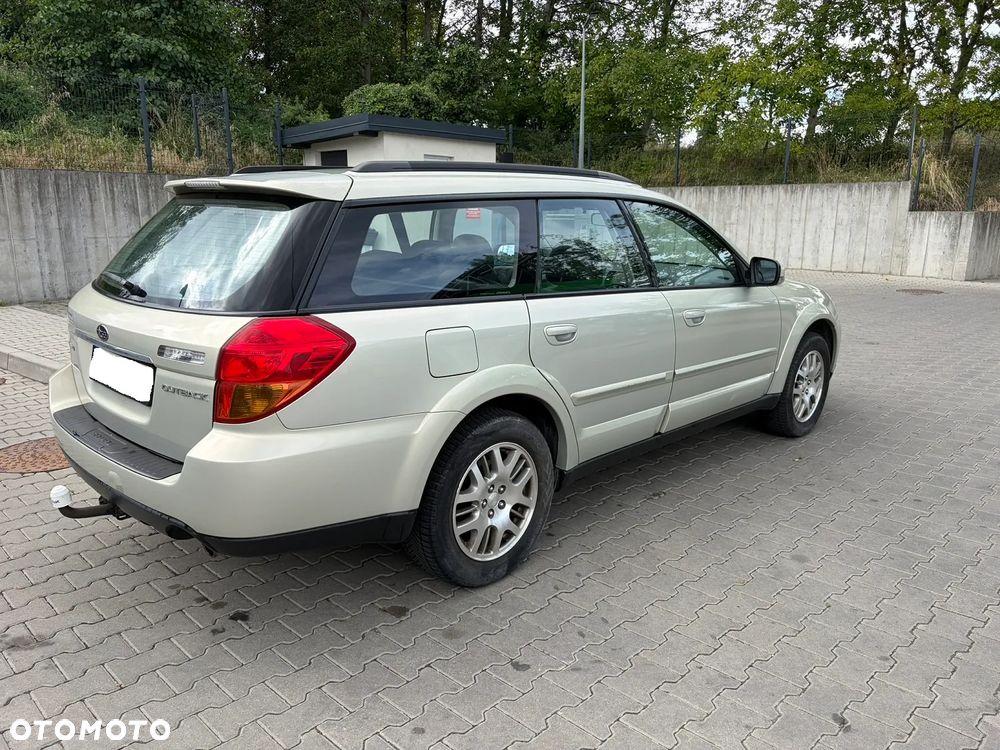 Subaru Outback - 26