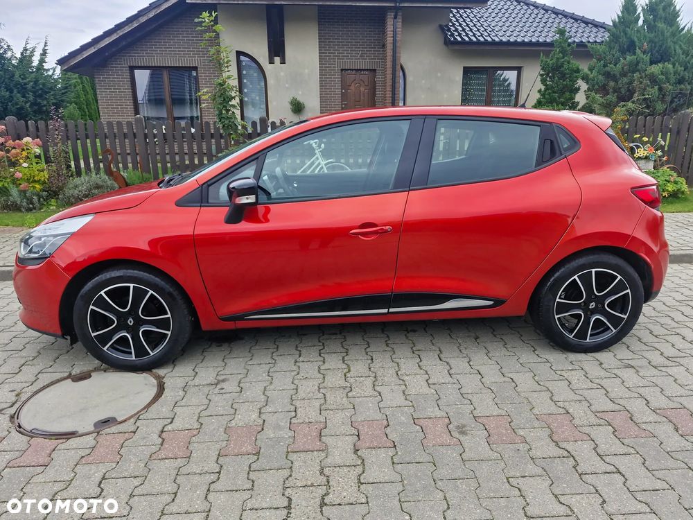 Renault Clio 1.2 16V Limited Plus - 4