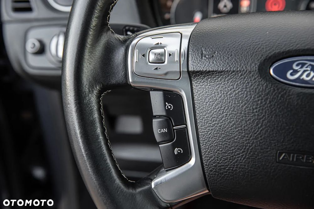 Ford S-Max 2.0 EcoBoost Titanium - 21