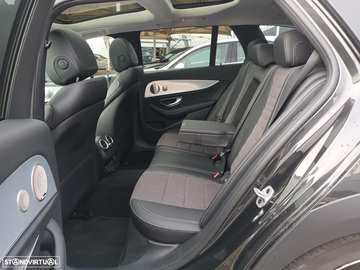 Mercedes-Benz E 220 d Avantgarde 4Matic All-Terrain - 15