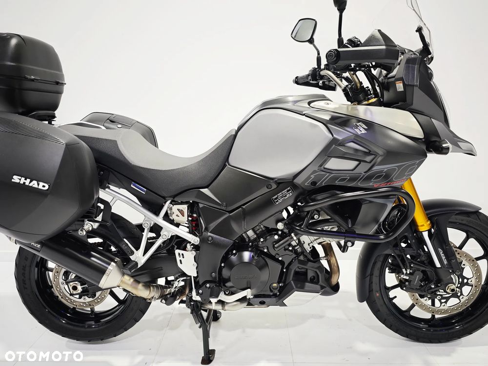 Suzuki V-STROM - 11
