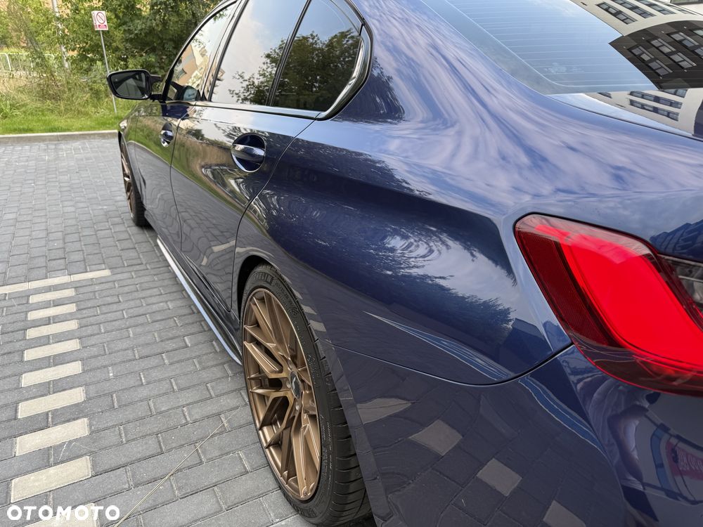 BMW Seria 3 330i M Sport sport - 19