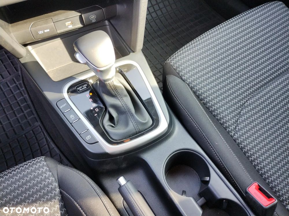 Kia Ceed 1.5 T-GDI M DCT - 16
