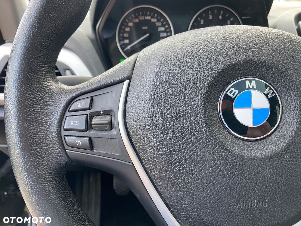 BMW Seria 1 118i Sport Line - 28