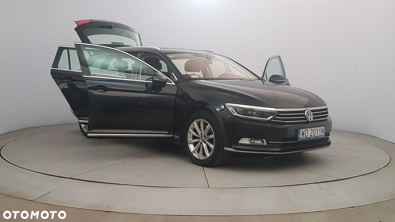 Volkswagen Passat - 9