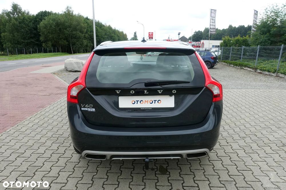 Volvo V60 Cross Country D4 Geartronic Summum - 6
